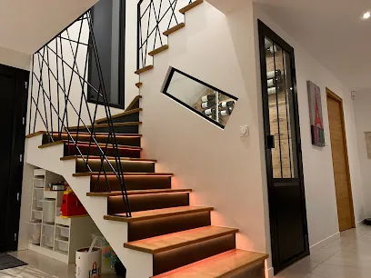 Image de ECSM : escalier, verrière, garde-corps, plancher